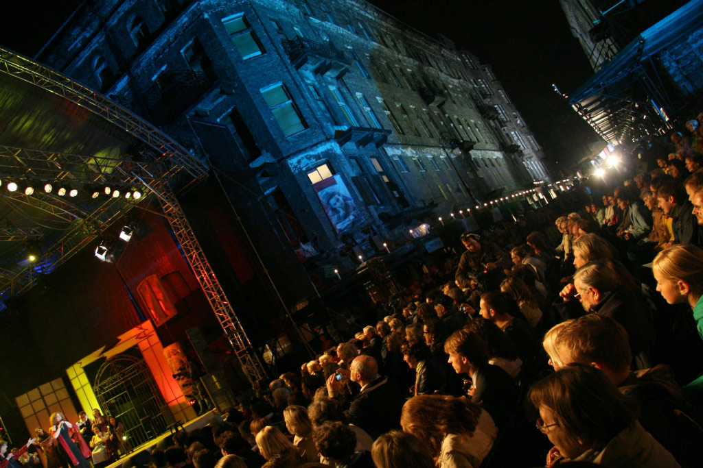 Próżna Singer's Festival Warsaw
