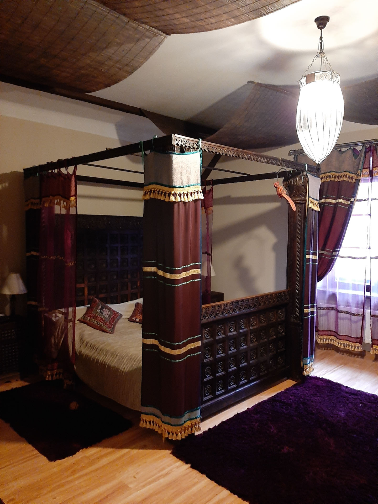 Castle Inn, Maharaja’s room, photo by Katarzyna Siekierzyńska
